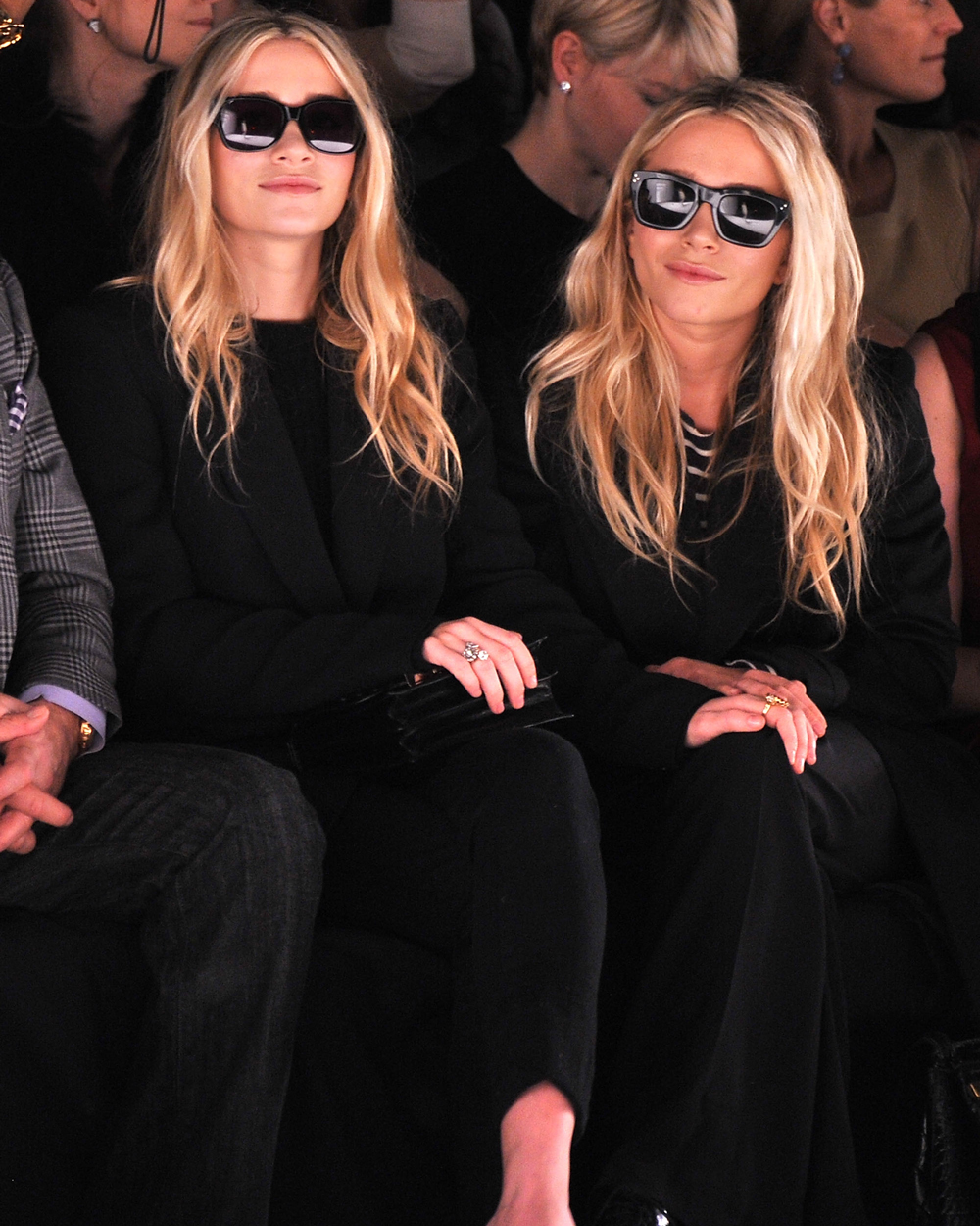 Mary Kate Ashley Olsen Front Row